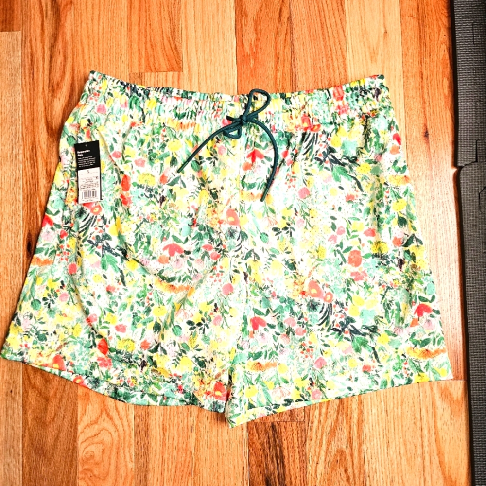 Men's 7" Mesh Shorts, Floral, Size L, NWT